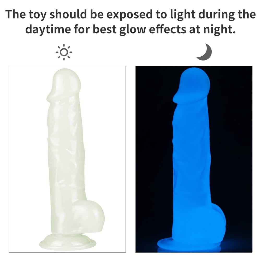 Lumino Play - Dildo Realistic Luminos cu Ventuză 21.5 cm