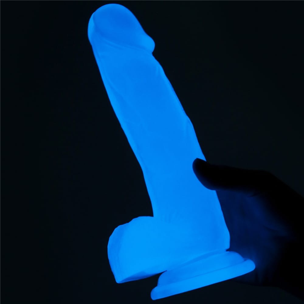 Lumino Play - Dildo Realistic Luminos cu Ventuză 19 cm