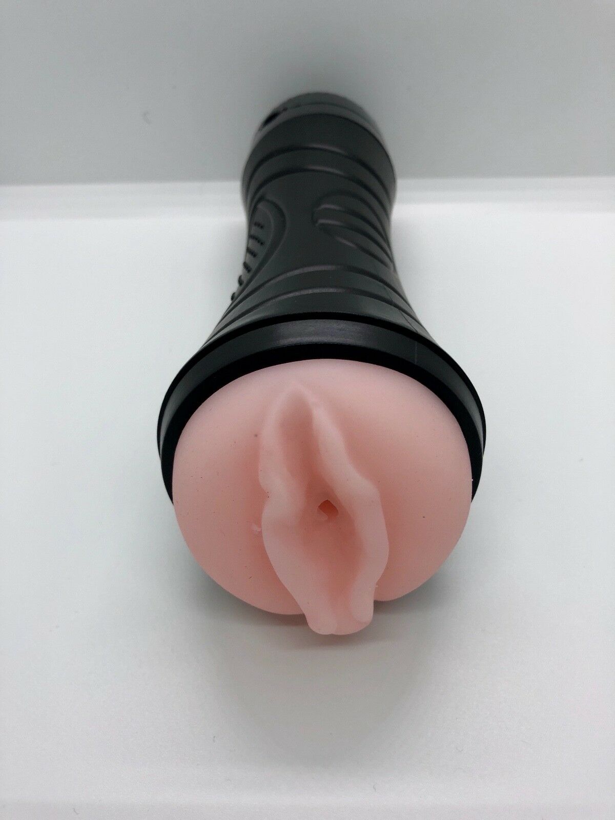 Masturbator Bussy cu vibrație forma de vagin