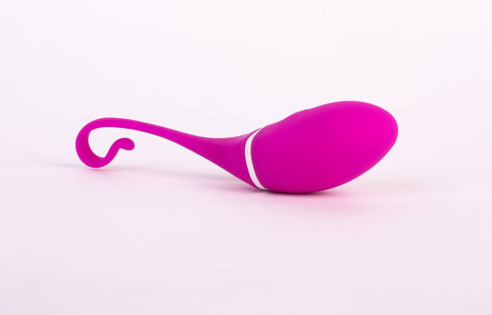 Irena - Ou vibrator cu aplicație, mov, 16 cm - detaliu 2