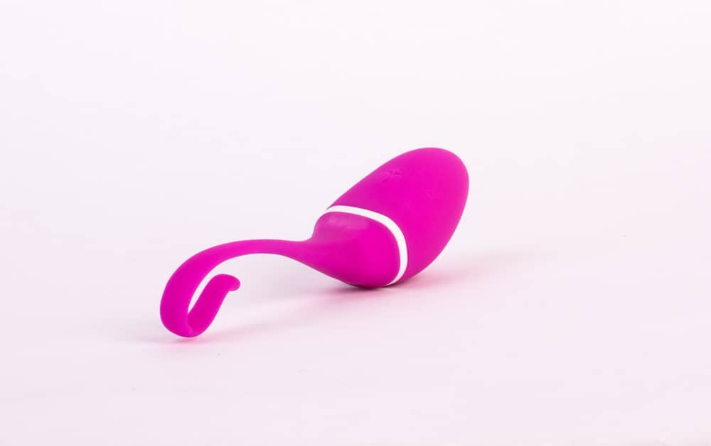 Irena - Ou vibrator cu aplicație, mov, 16 cm - detaliu 5