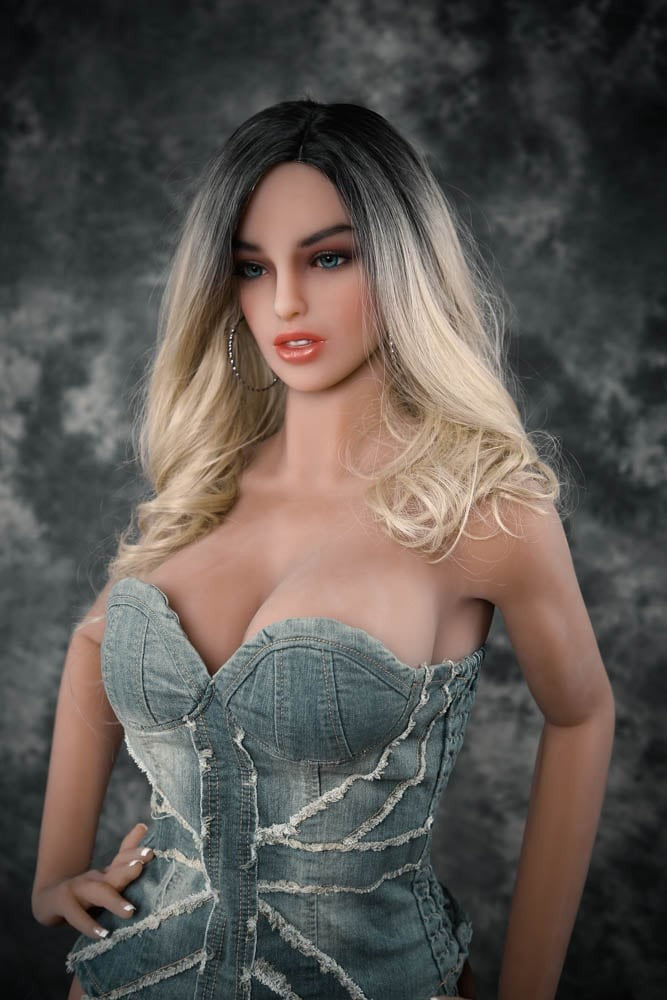 Lilliana - Papusa Sexuala Super Realistica 168 cm - detaliu 6